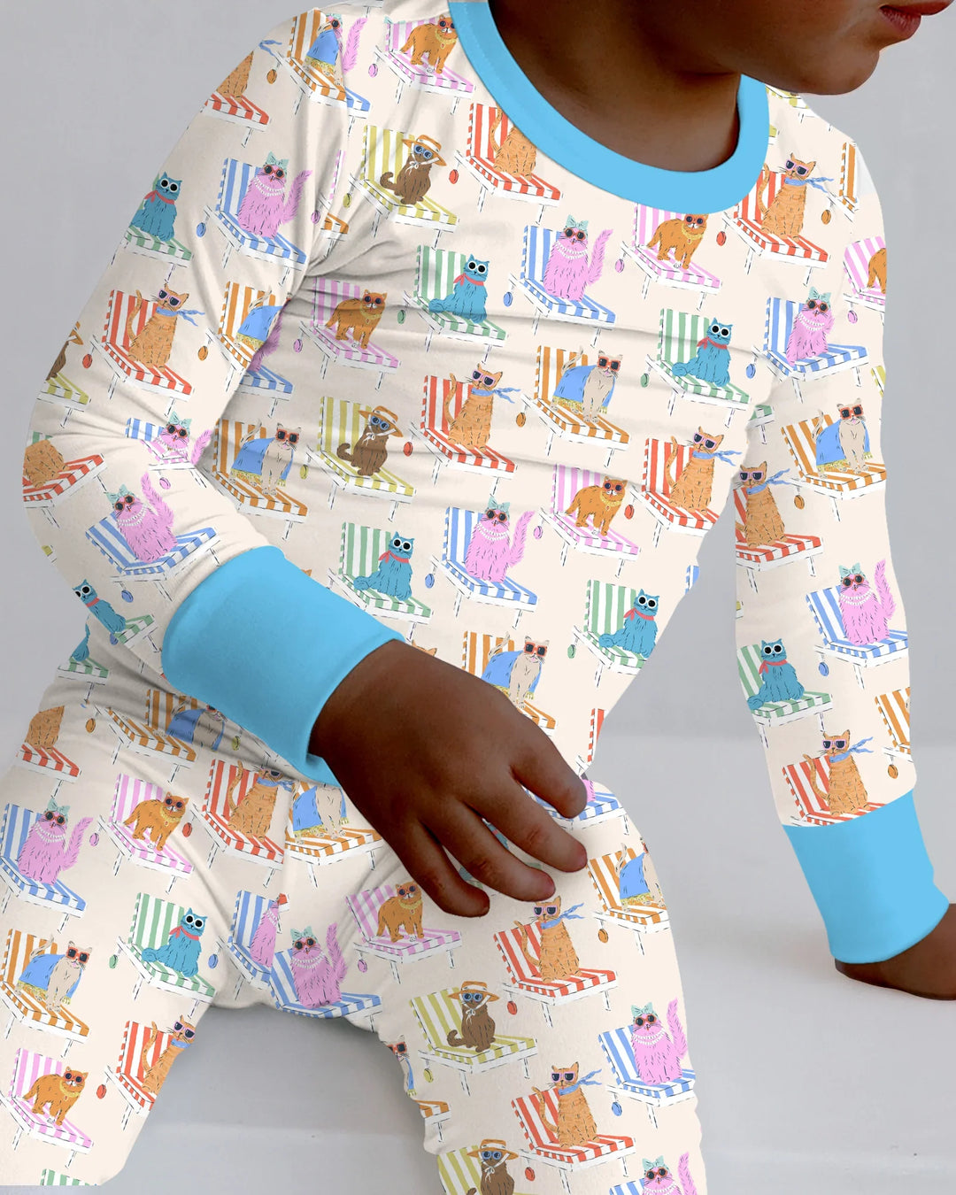 Zweiteiliges Langarm-Pyjama-Set mit Sommerfrüchten