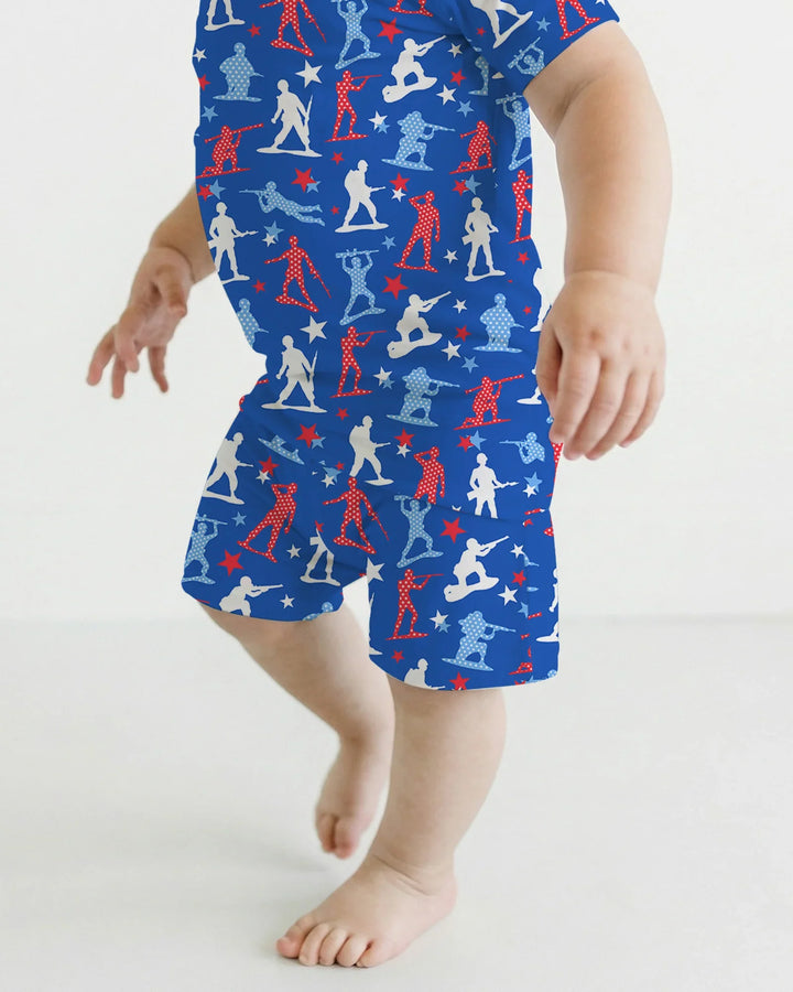 Template Zweiteiliges Pyjama-Set mit kurzen Ärmeln und Shorts