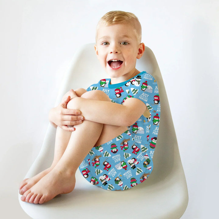 Template Zweiteiliges Pyjama-Set mit kurzen Ärmeln und Shorts
