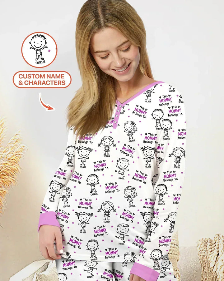 Personalisierter Name „Diese Mama gehört zu“ Doodle Bambus Damen Pyjama-Set