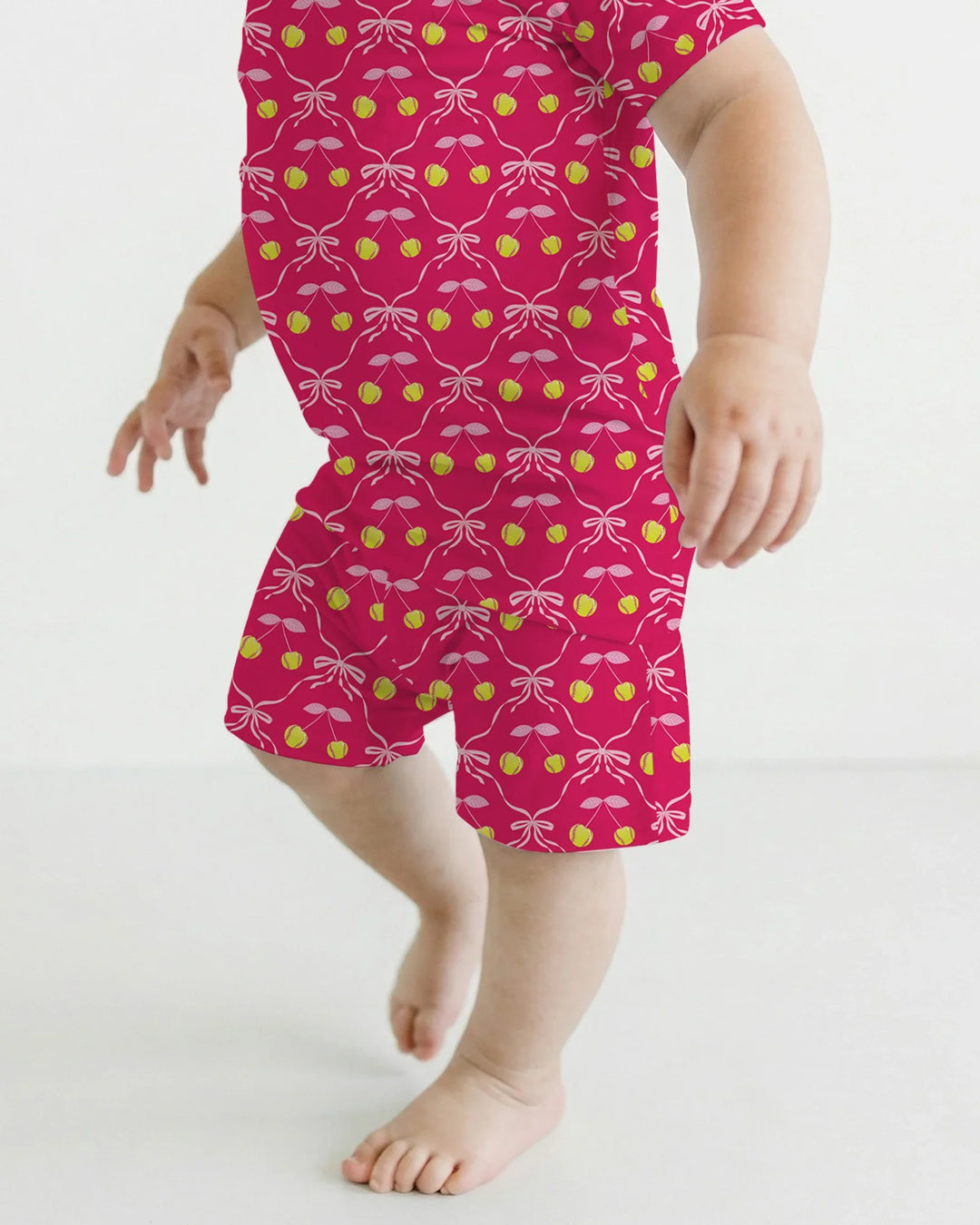 Template Zweiteiliges Pyjama-Set mit kurzen Ärmeln und Shorts