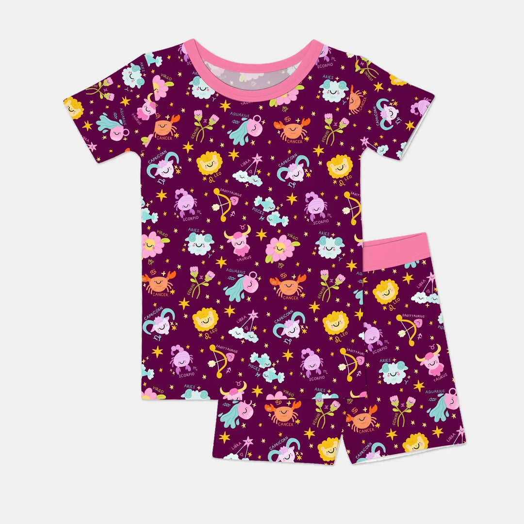 Zweiteiliges Pyjama-Set mit kurzen Ärmeln und Shorts im Sommer-Design