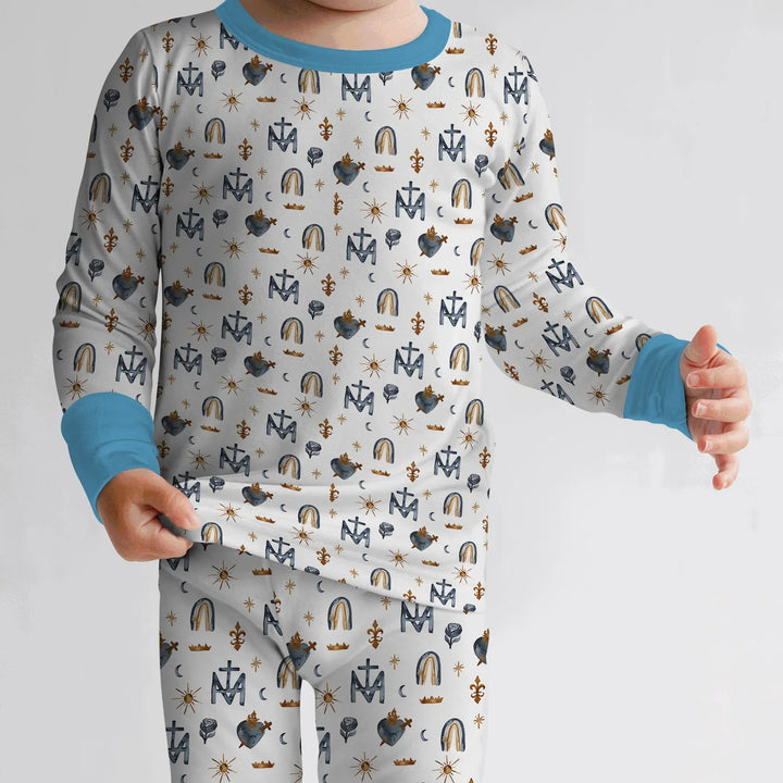 Zweiteiliges Langarm-Pyjama-Set mit Sommerfrüchten
