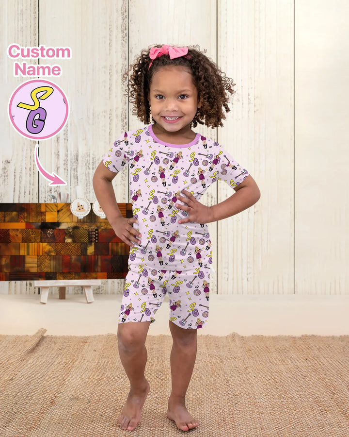 Zweiteiliges Pyjama-Set mit kurzen Ärmeln und Shorts im Sommer-Design