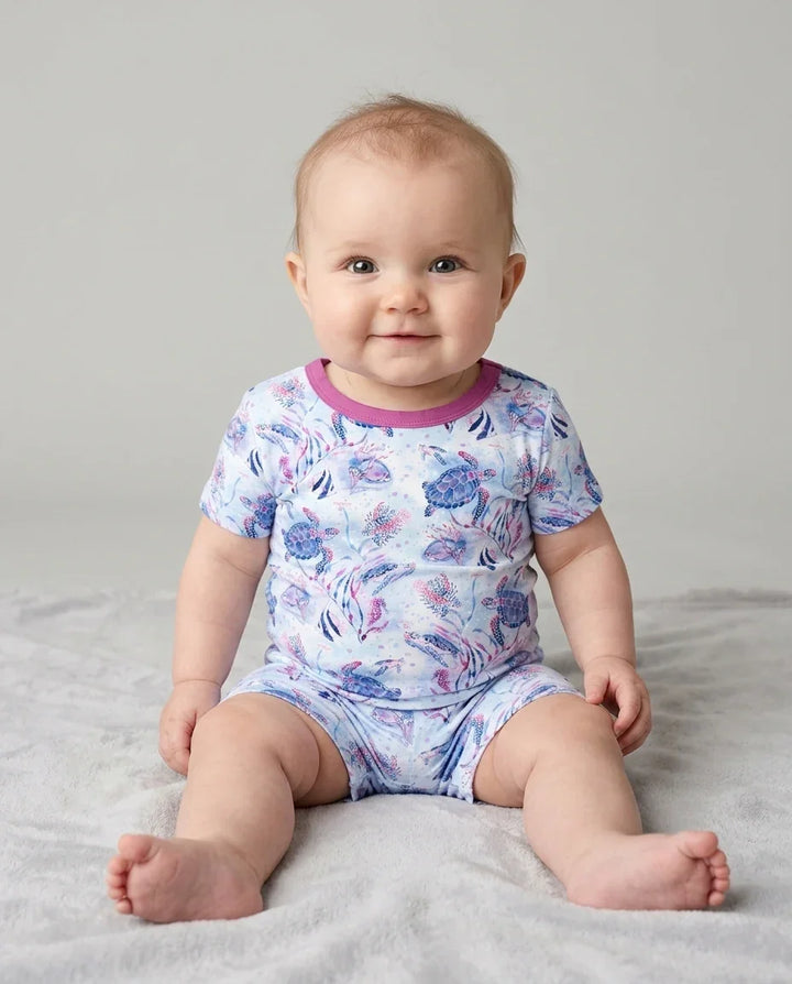 Zweiteiliges Pyjama-Set mit kurzen Ärmeln und Shorts im Sommer-Design