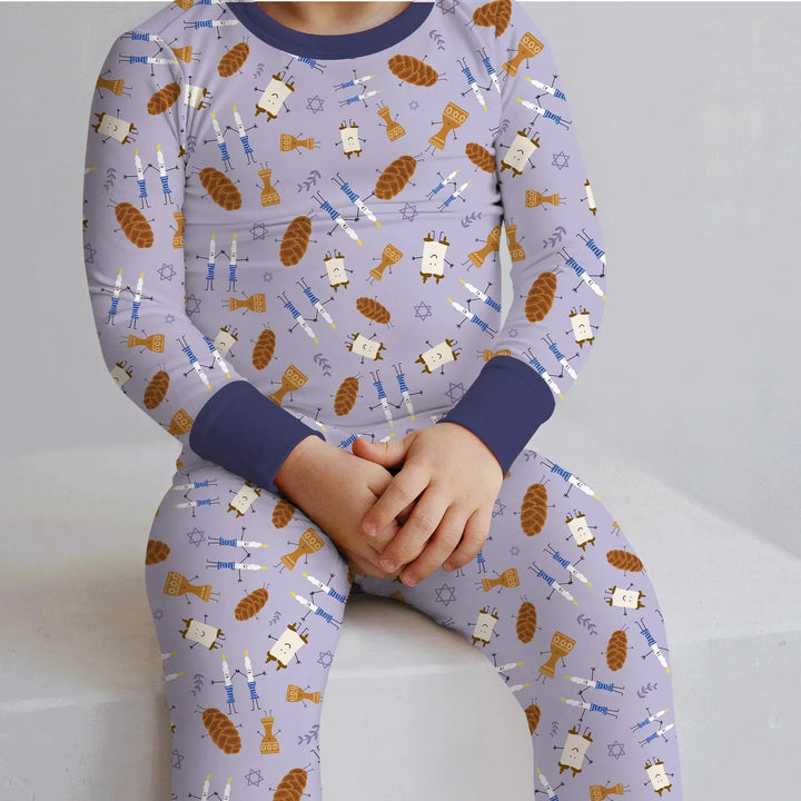 Zweiteiliges Langarm-Pyjama-Set mit Sommerfrüchten