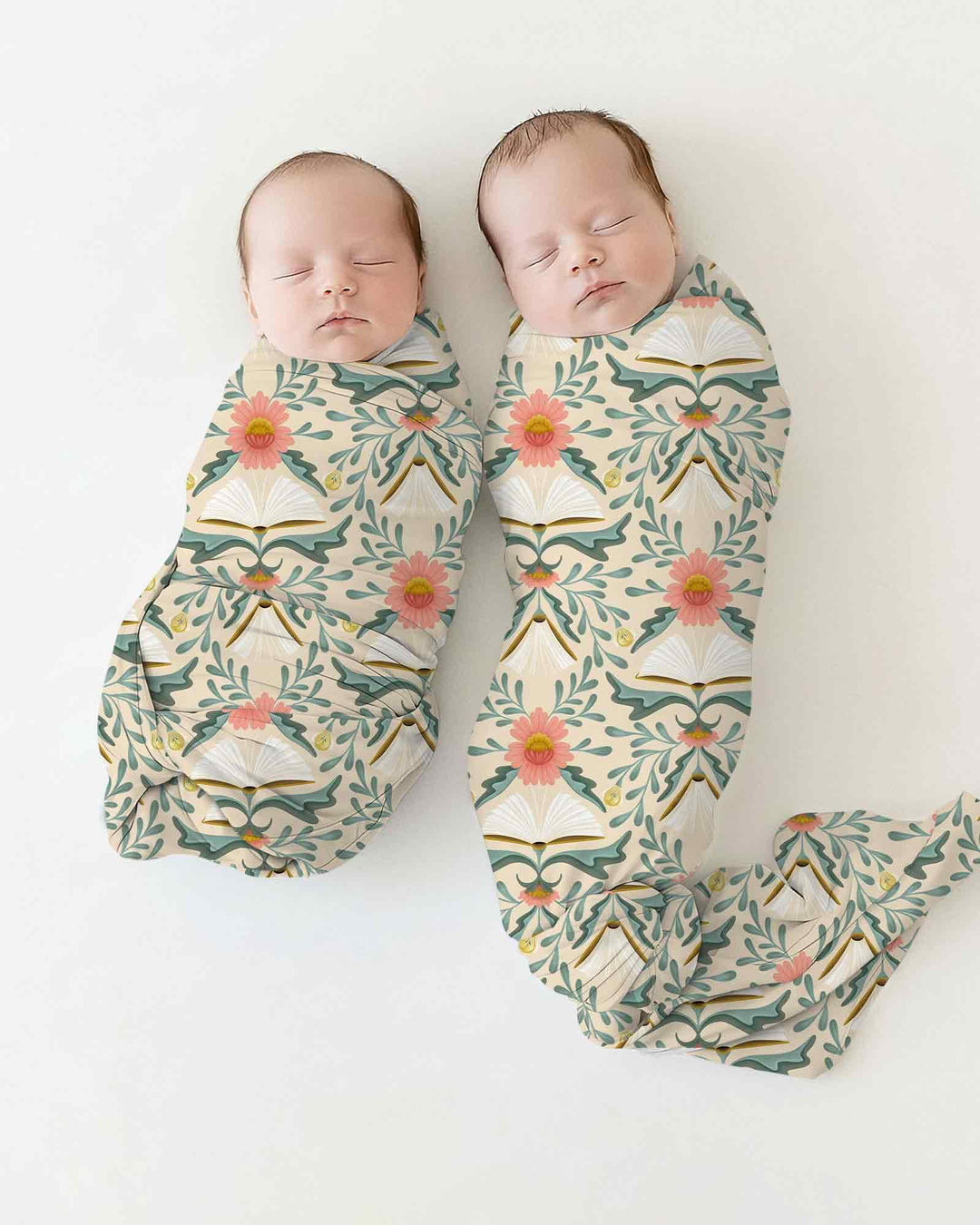 Blooming Stories swaddle blanket
