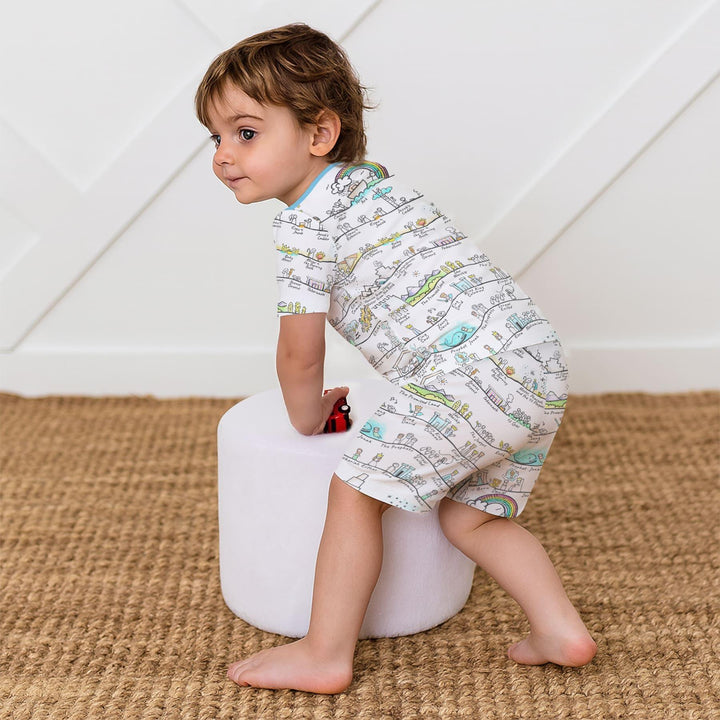 Template Zweiteiliges Pyjama-Set mit kurzen Ärmeln und Shorts