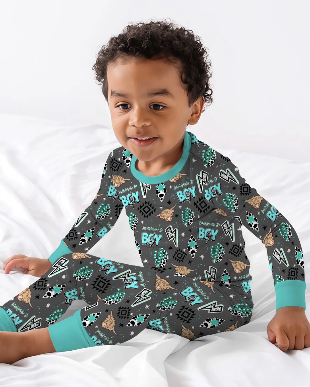 Zweiteiliges Langarm-Pyjama-Set mit Sommerfrüchten