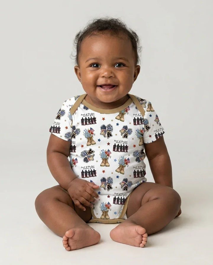 Gerippte Babykleidung mit individuellem Foto - Weich &amp; Skizzenhaft