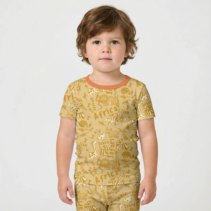 Template Zweiteiliges Pyjama-Set mit kurzen Ärmeln und Shorts