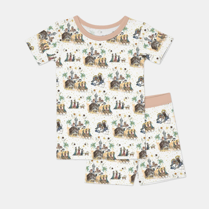 Template Zweiteiliges Pyjama-Set mit kurzen Ärmeln und Shorts