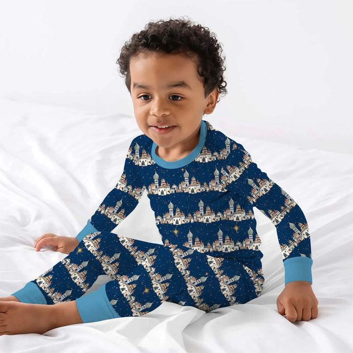 Zweiteiliges Langarm-Pyjama-Set mit Sommerfrüchten