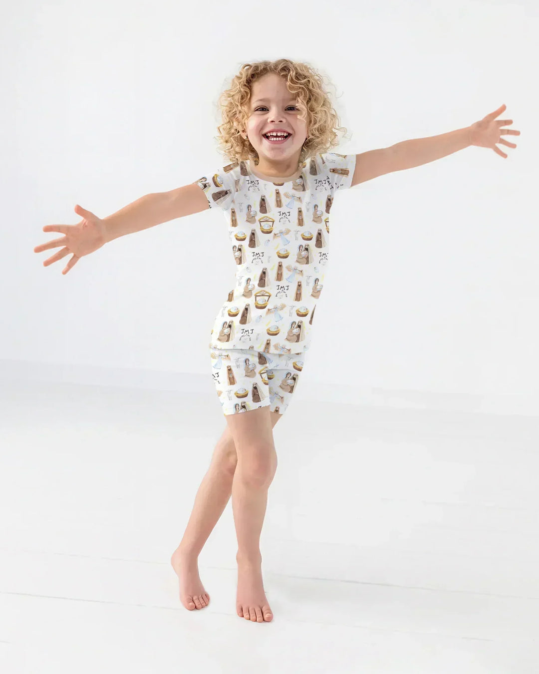 Template Zweiteiliges Pyjama-Set mit kurzen Ärmeln und Shorts