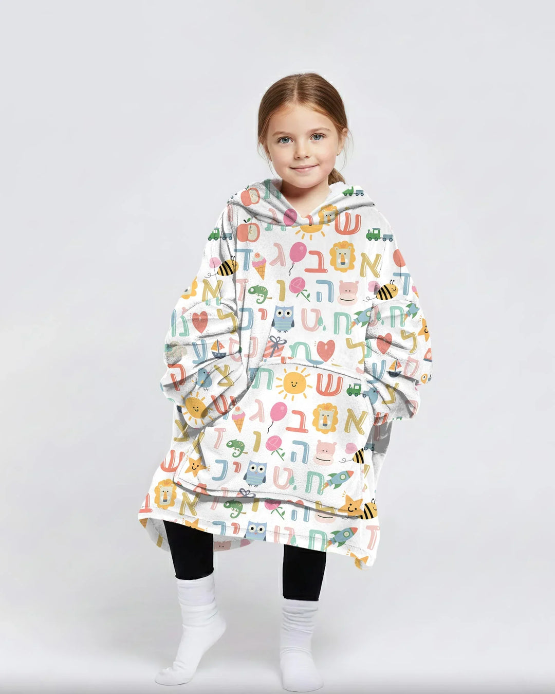 Tragbarer Bambus-Deckenhoodie mit hebräischem Alphabet