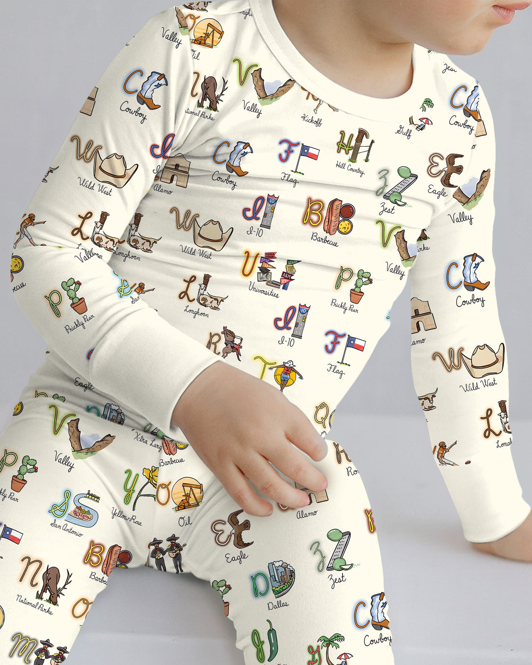 Zweiteiliges Langarm-Pyjama-Set mit Sommerfrüchten