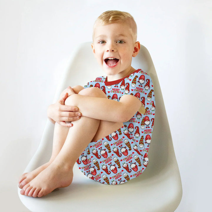 Template Zweiteiliges Pyjama-Set mit kurzen Ärmeln und Shorts