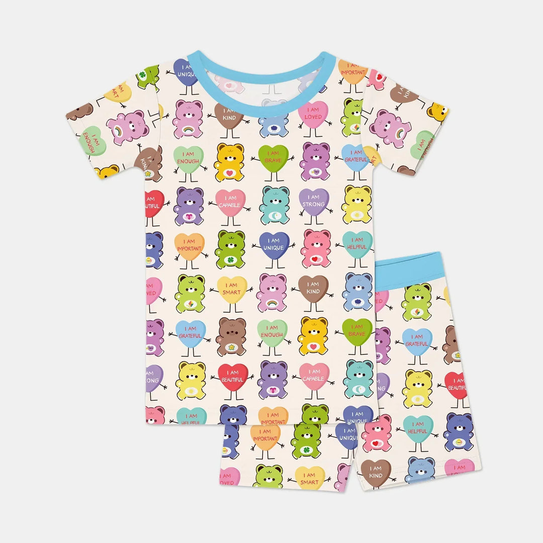 Template Zweiteiliges Pyjama-Set mit kurzen Ärmeln und Shorts
