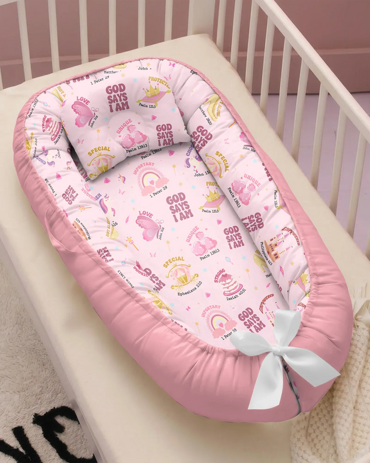 Gott sagt, ich bin ein Mädchen – Babynest aus Bambus
