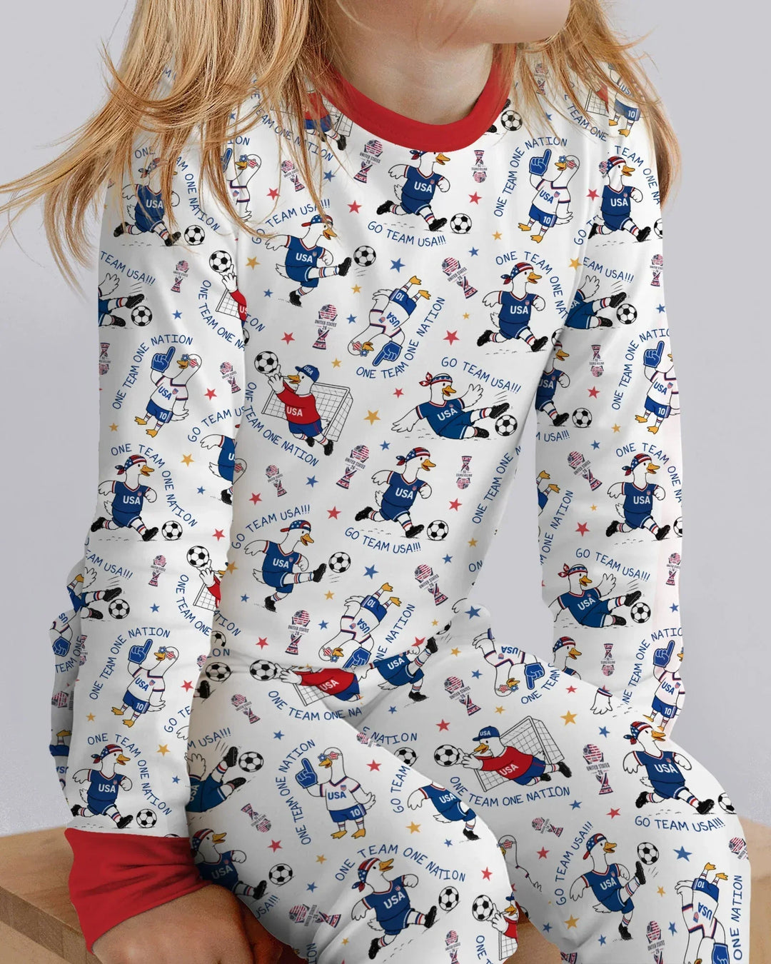 Zweiteiliges Langarm-Pyjama-Set mit Sommerfrüchten