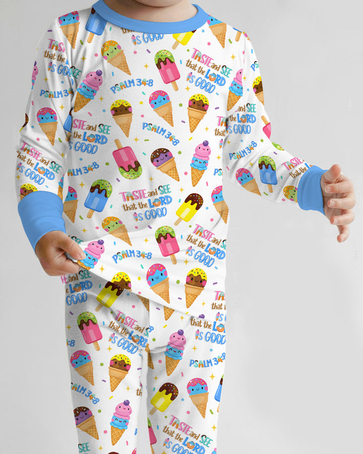 Zweiteiliges Langarm-Pyjama-Set mit Sommerfrüchten
