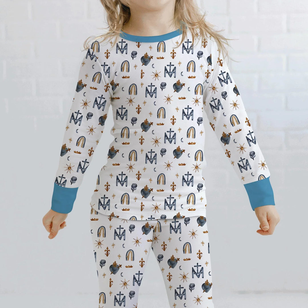 Zweiteiliges Langarm-Pyjama-Set mit Sommerfrüchten