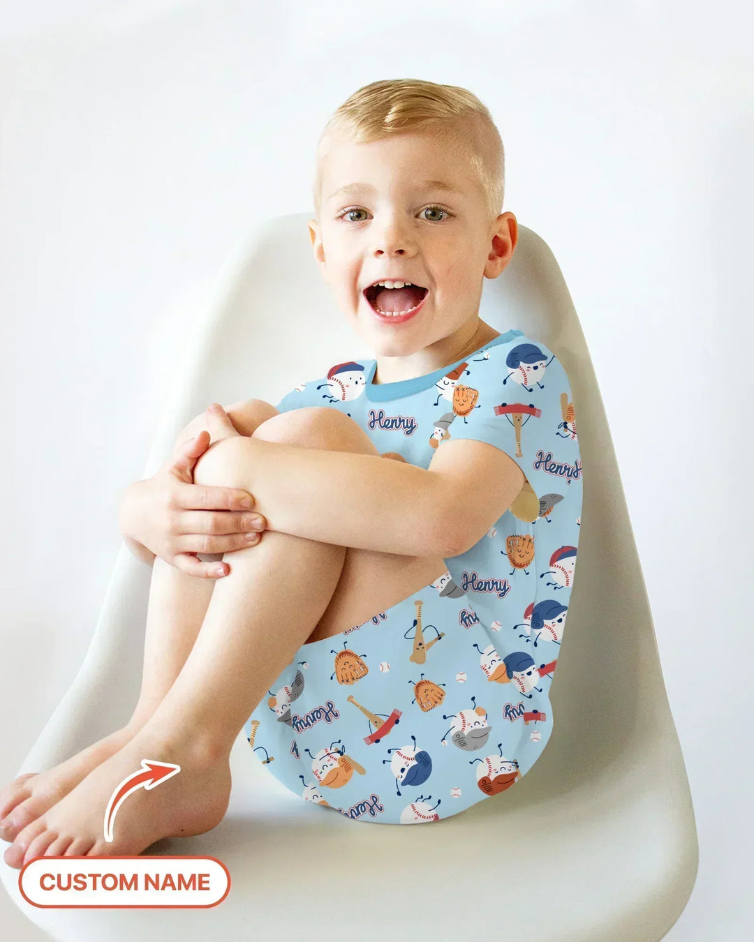 Zweiteiliges Pyjama-Set mit kurzen Ärmeln und Shorts im Sommer-Design
