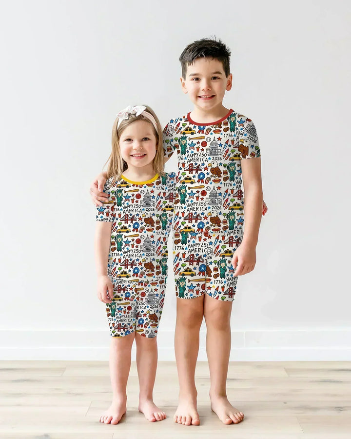 Template Zweiteiliges Pyjama-Set mit kurzen Ärmeln und Shorts