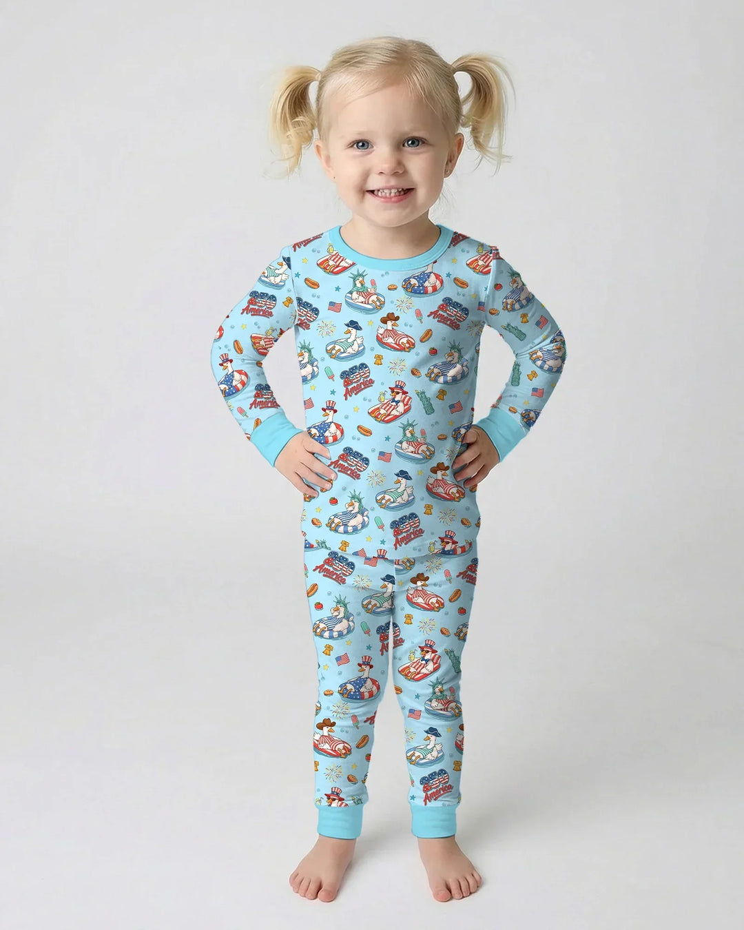 Zweiteiliges Langarm-Pyjama-Set mit Sommerfrüchten