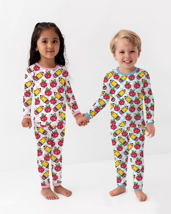 Zweiteiliges Langarm-Pyjama-Set mit Sommerfrüchten