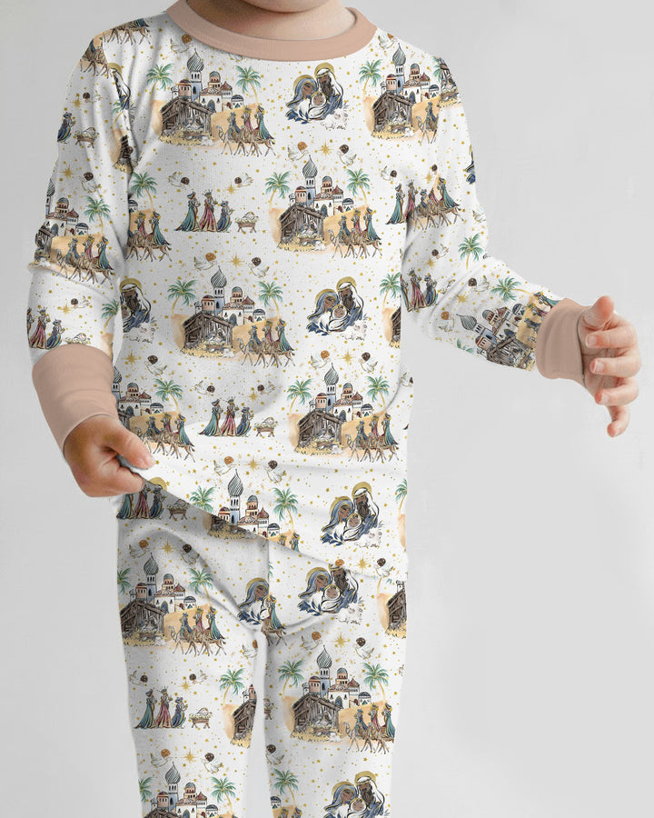 Zweiteiliges Langarm-Pyjama-Set mit Sommerfrüchten