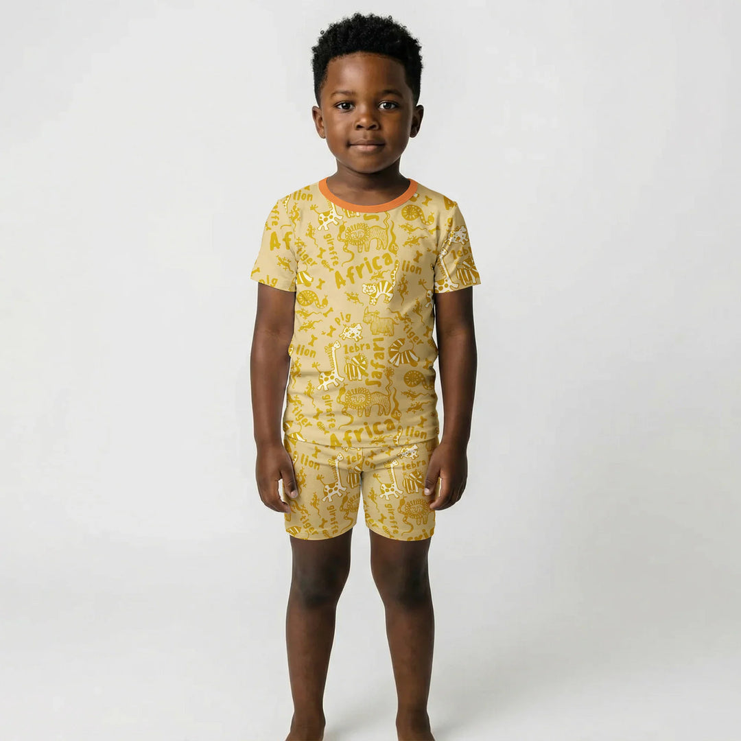 Template Zweiteiliges Pyjama-Set mit kurzen Ärmeln und Shorts