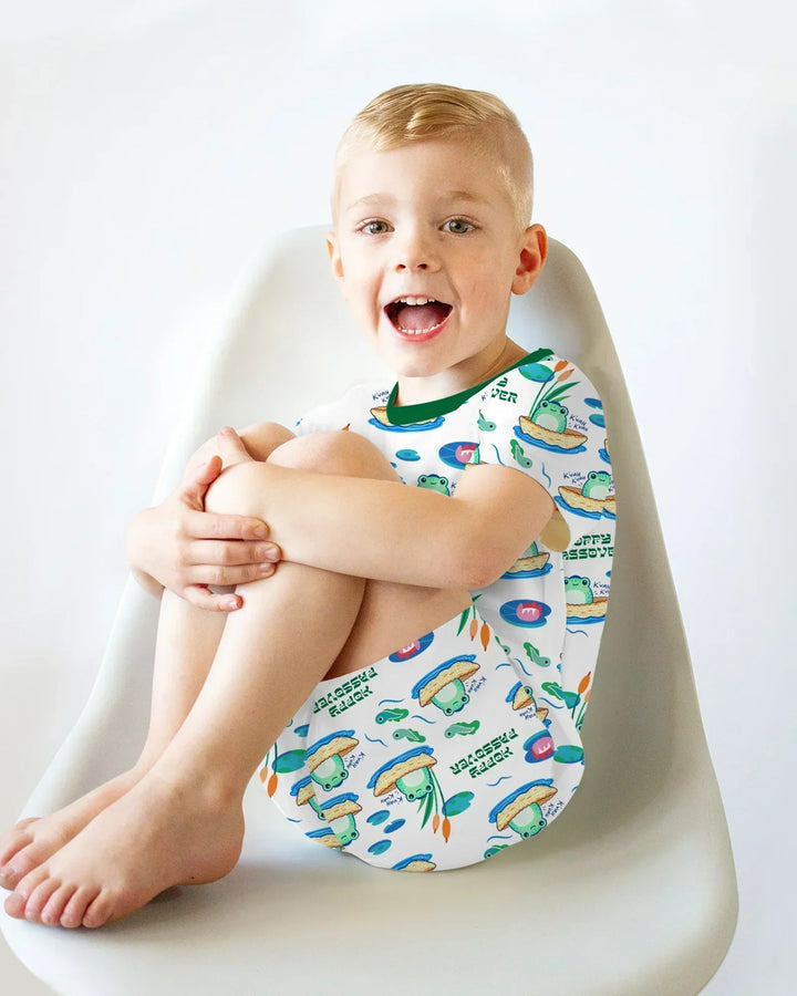 Template Zweiteiliges Pyjama-Set mit kurzen Ärmeln und Shorts