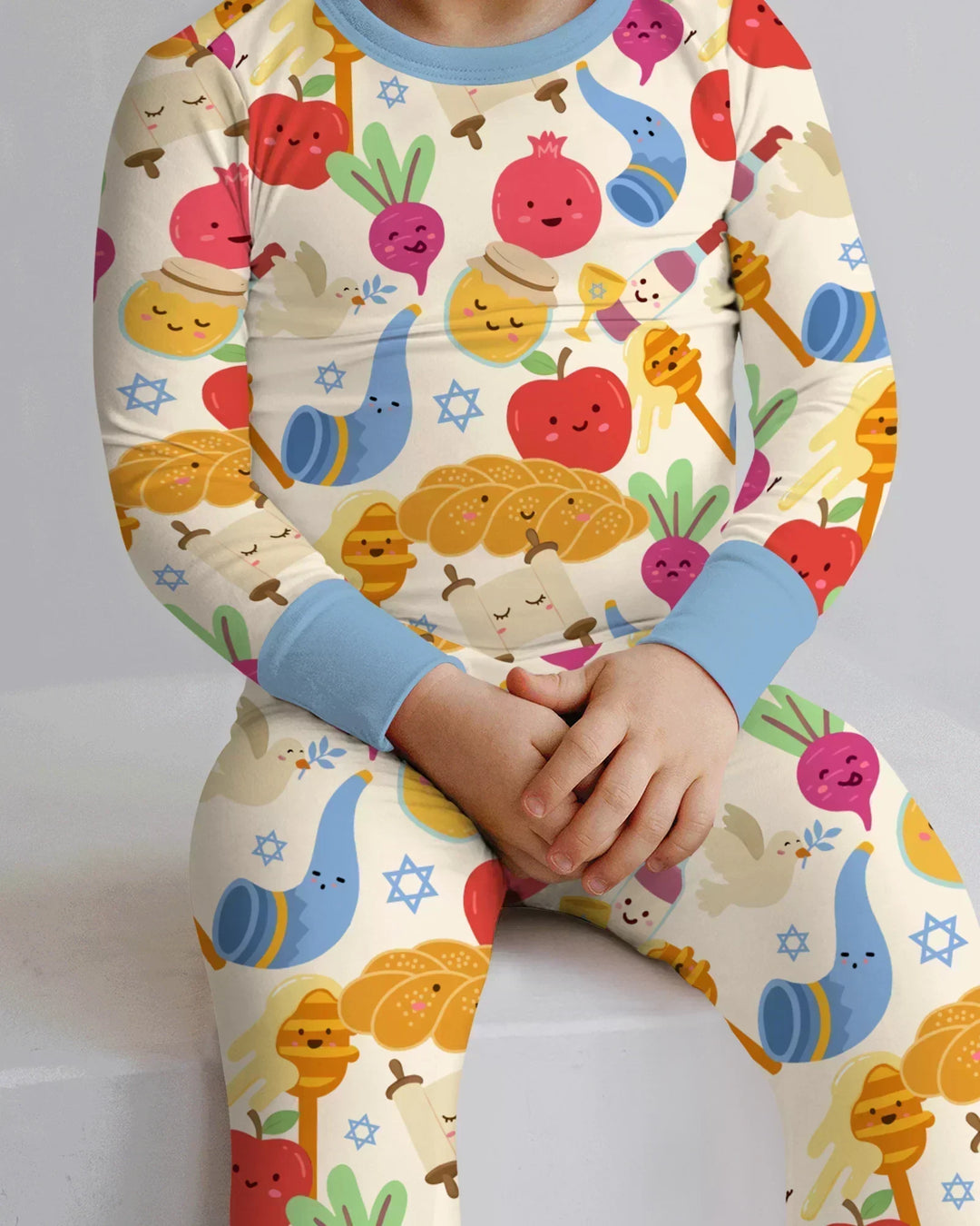 Zweiteiliges Langarm-Pyjama-Set mit Sommerfrüchten