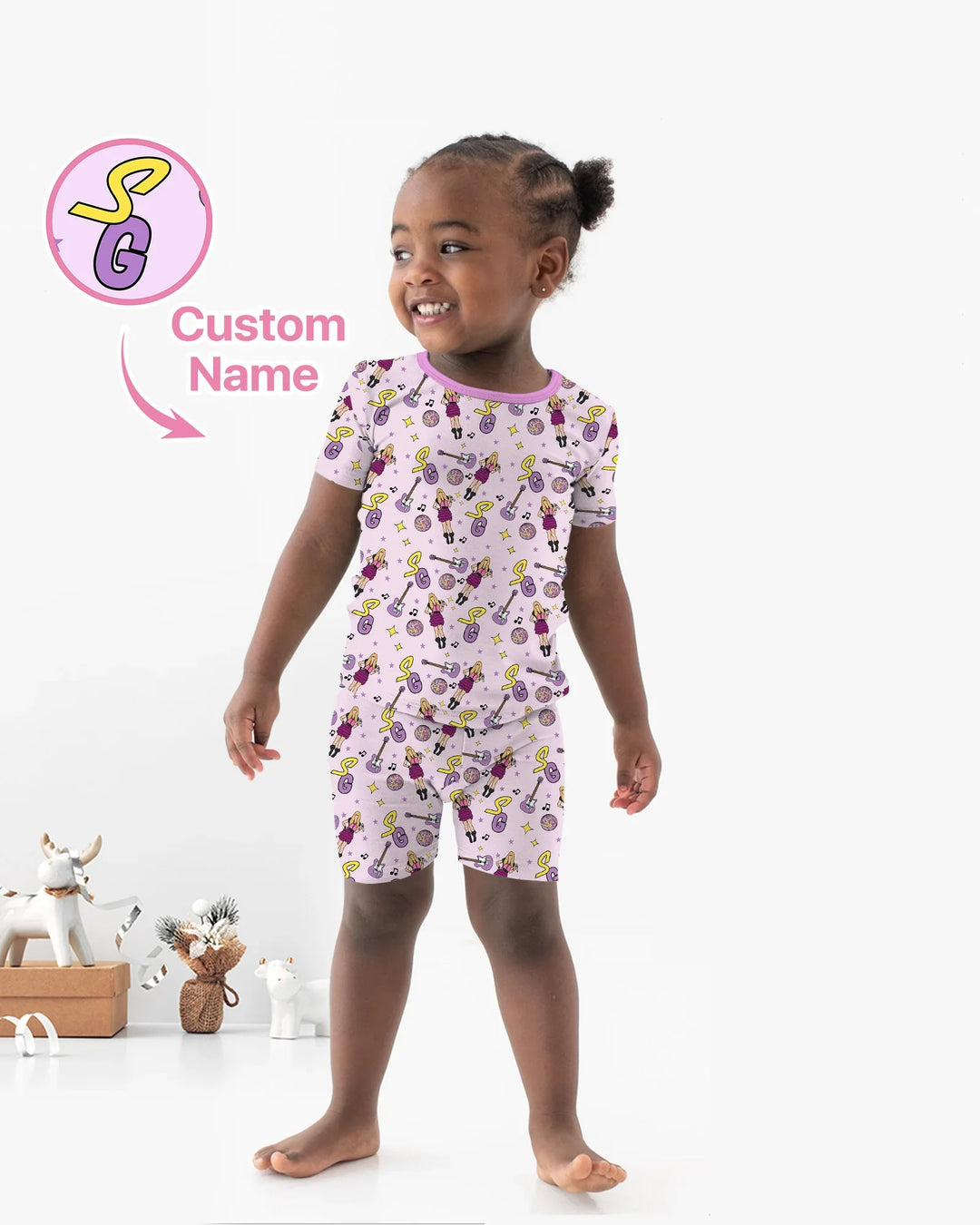 Zweiteiliges Pyjama-Set mit kurzen Ärmeln und Shorts im Sommer-Design