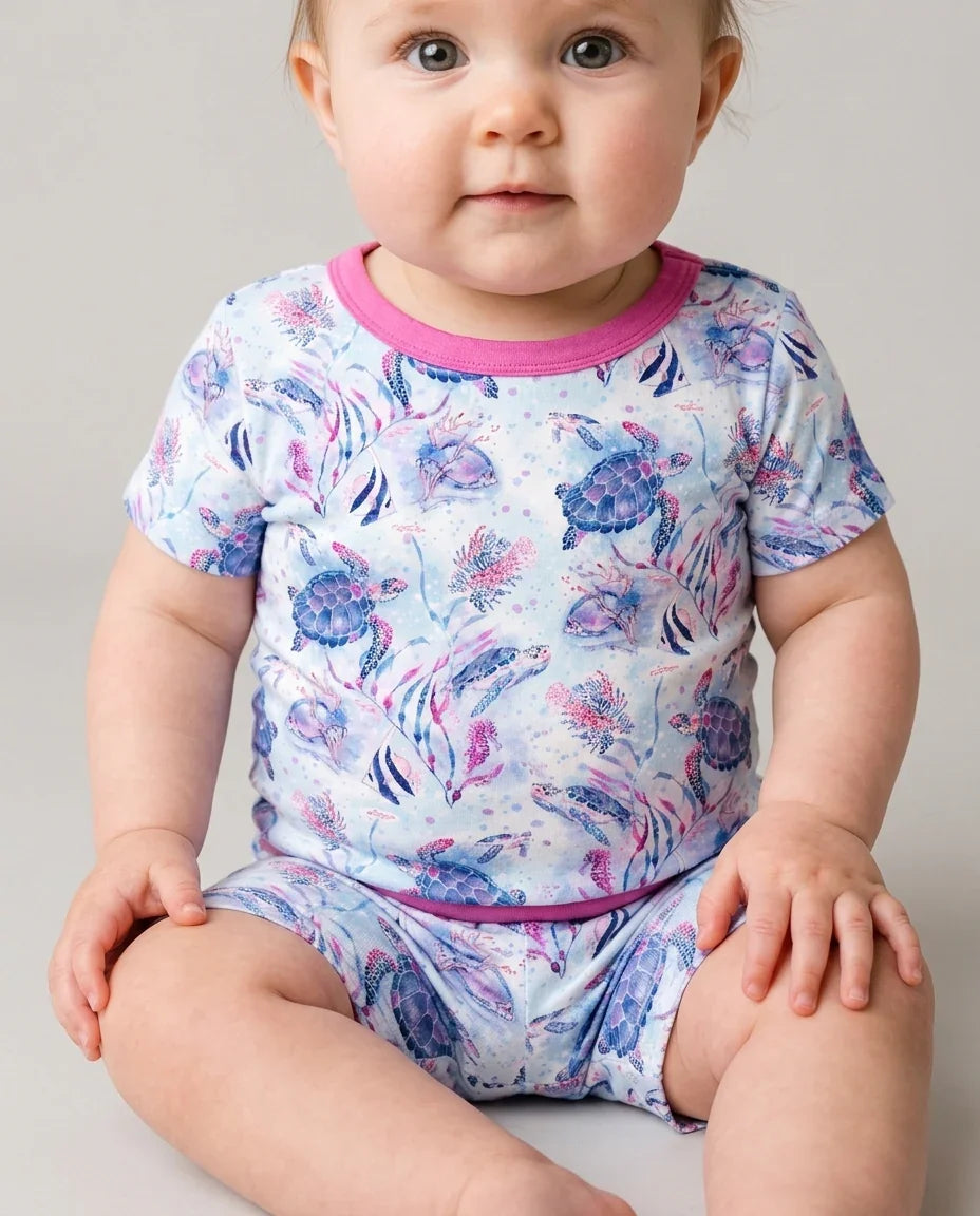 Zweiteiliges Pyjama-Set mit kurzen Ärmeln und Shorts im Sommer-Design