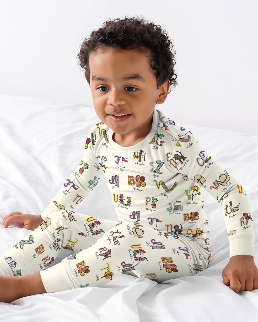 Zweiteiliges Langarm-Pyjama-Set mit Sommerfrüchten