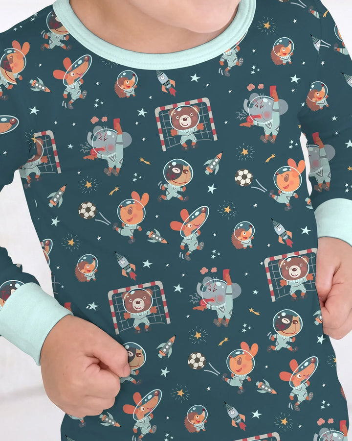 Zweiteiliges Langarm-Pyjama-Set mit Sommerfrüchten