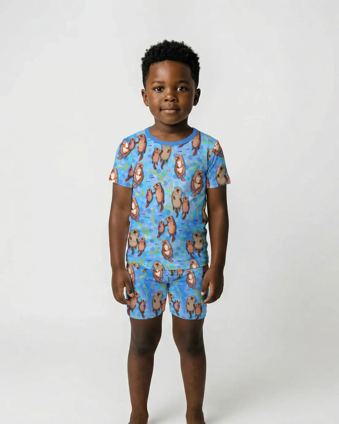 Template Zweiteiliges Pyjama-Set mit kurzen Ärmeln und Shorts