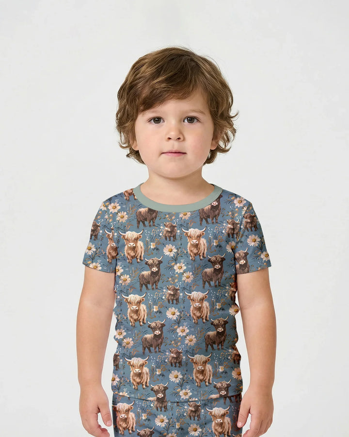 Template Zweiteiliges Pyjama-Set mit kurzen Ärmeln und Shorts