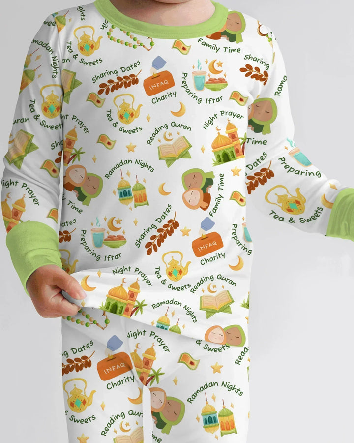 Zweiteiliges Langarm-Pyjama-Set mit Sommerfrüchten