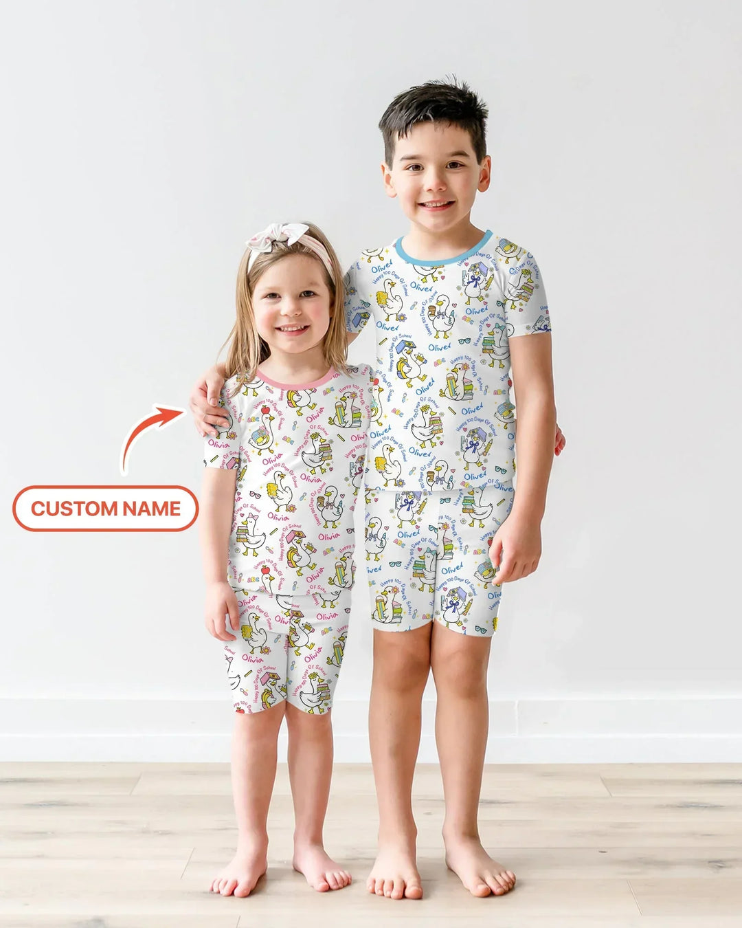 Zweiteiliges Pyjama-Set mit kurzen Ärmeln und Shorts im Sommer-Design