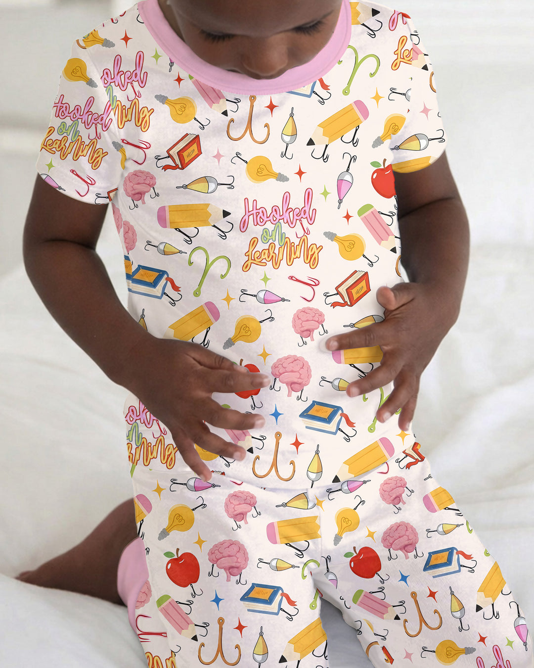 Hooked on Learning Bamboo Two Piece Short Sleeve Pajama Set