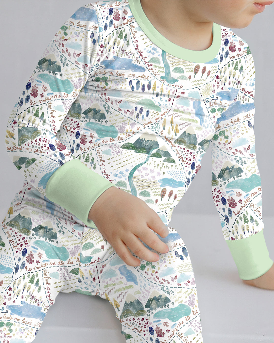 Zweiteiliges Langarm-Pyjama-Set mit Sommerfrüchten