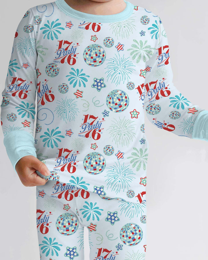 Zweiteiliges Langarm-Pyjama-Set mit Sommerfrüchten