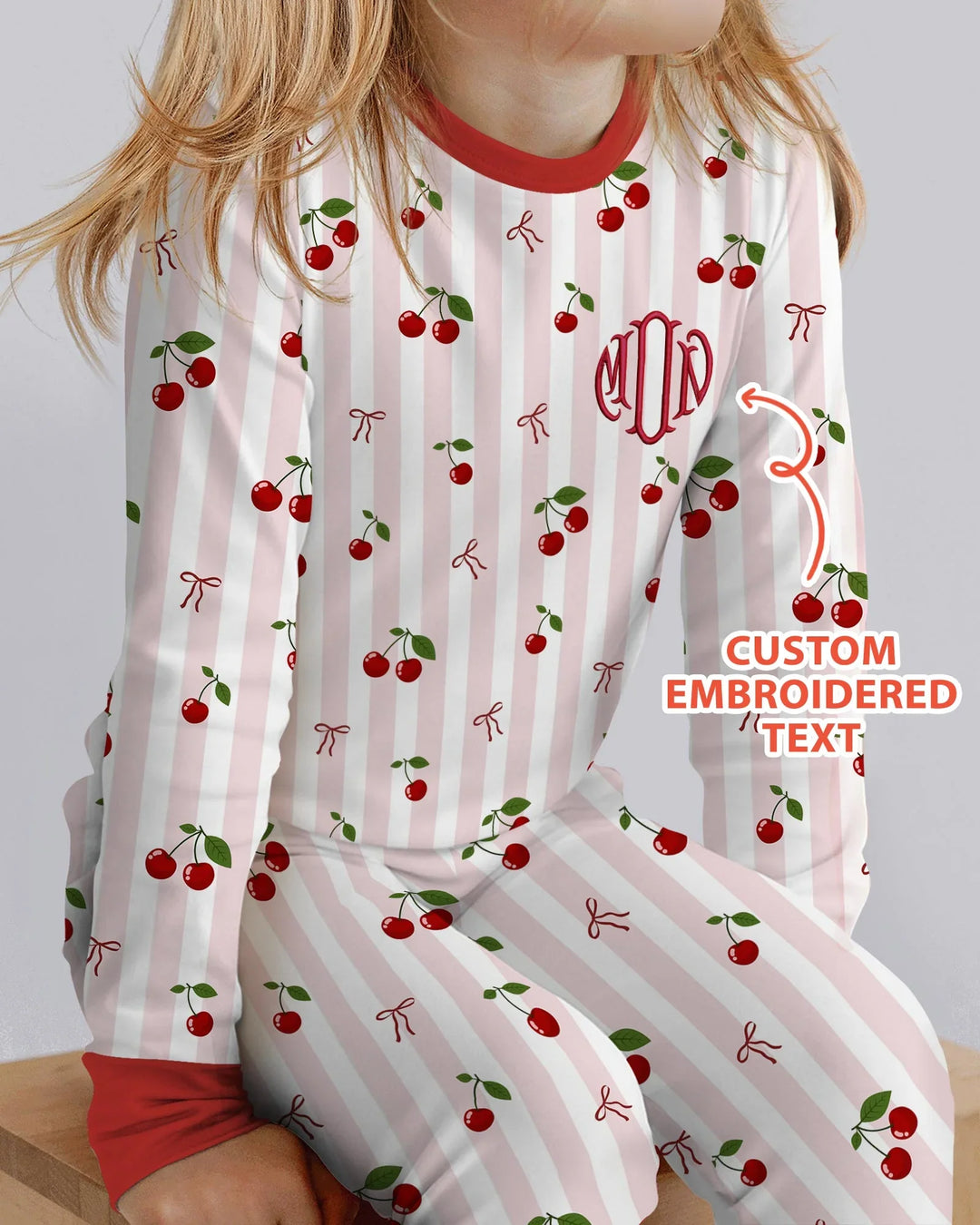 Zweiteiliges Langarm-Pyjama-Set mit Sommerfrüchten