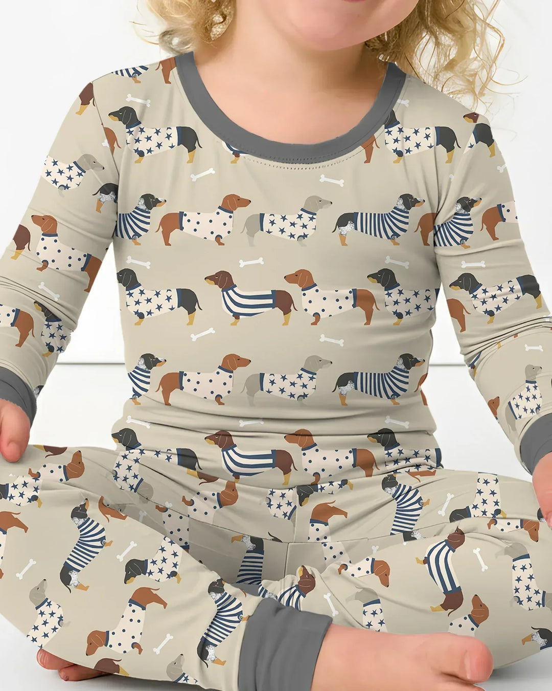Zweiteiliges Langarm-Pyjama-Set mit Sommerfrüchten