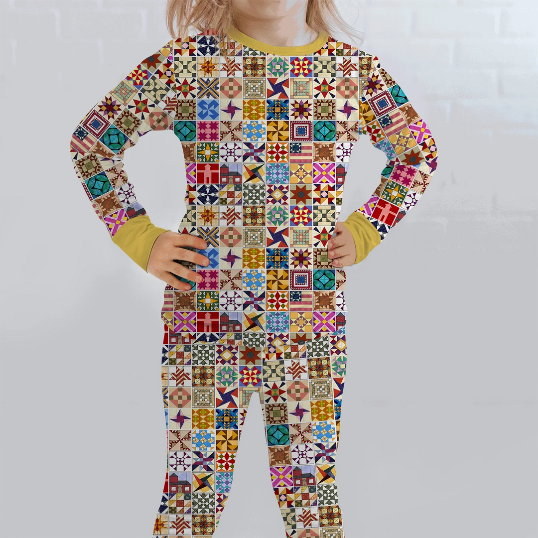 Zweiteiliges Langarm-Pyjama-Set mit Sommerfrüchten
