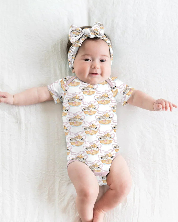 Gerippte Babykleidung mit individuellem Foto - Weich &amp; Skizzenhaft