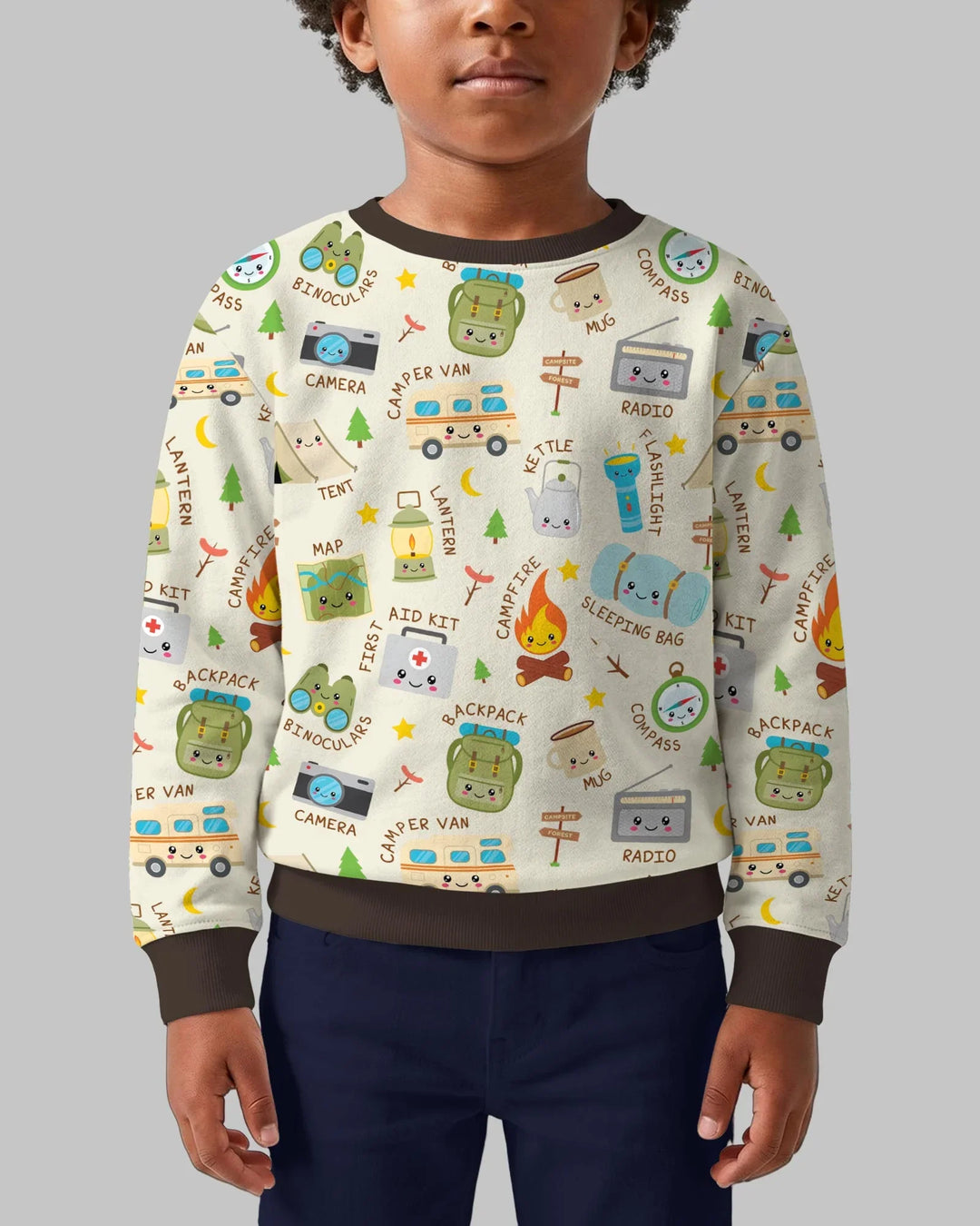 Familien-Sweatshirt mit Rundhalsausschnitt „Little Camp Adventure“.